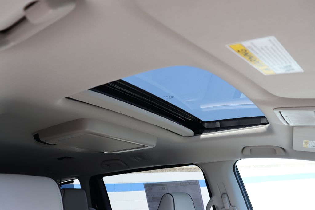 2026 Honda Odyssey Touring photo 26
