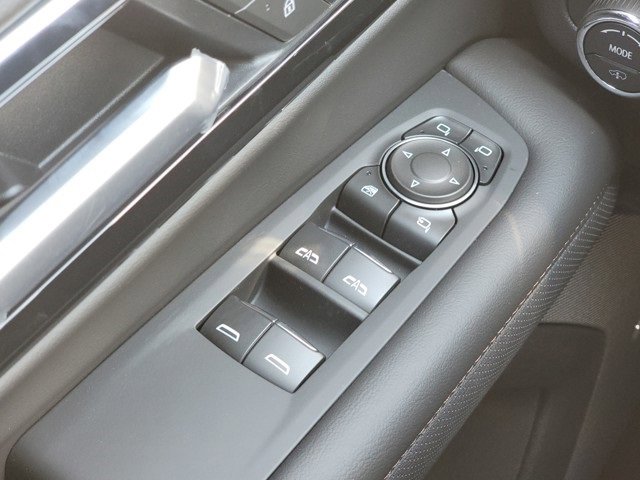 2025 Chevrolet Tahoe High Country photo 27