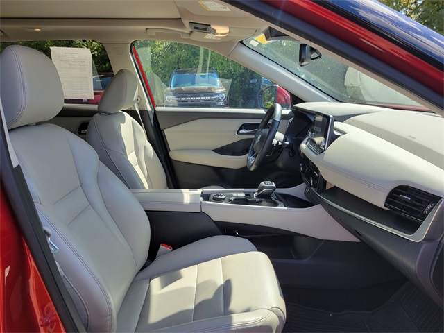 2021 Nissan Rogue SL photo 17