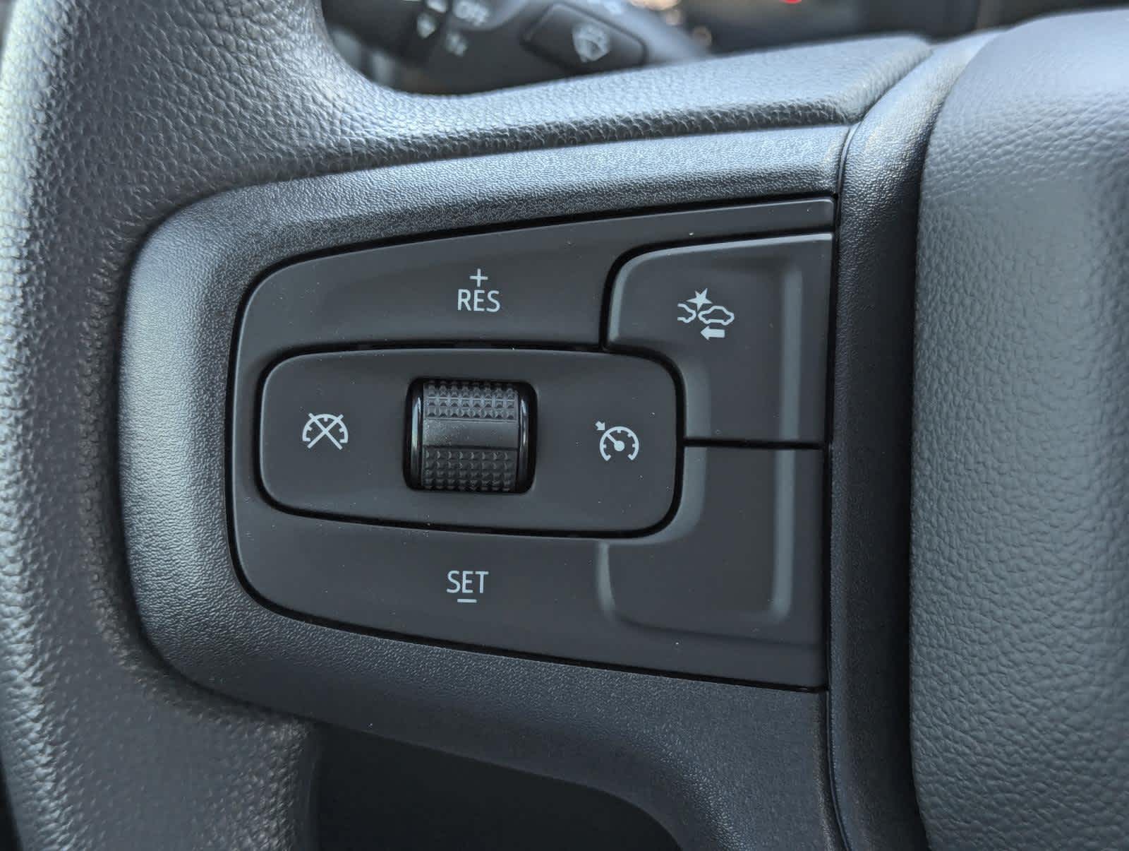 2025 Chevrolet Silverado 1500 Custom photo 16