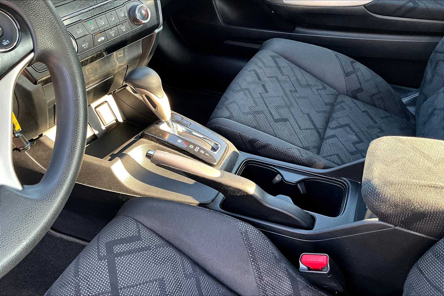2013 Honda Civic LX photo 12