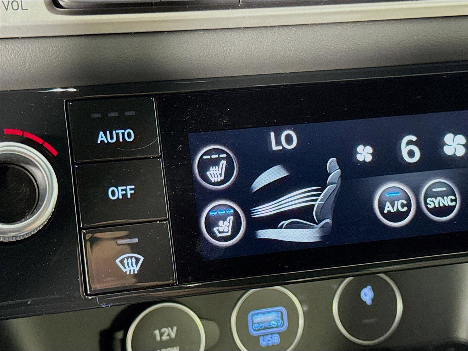2025 Genesis G70 3.3T Sport Advanced photo 22