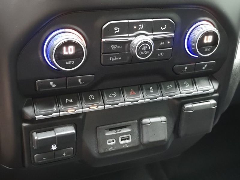 2020 Chevrolet Silverado 1500 LT photo 20