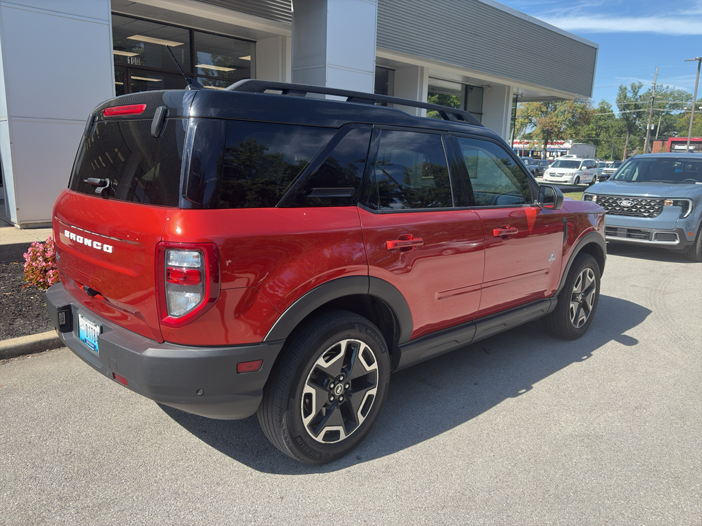 2022 Ford Bronco Sport Outer Banks photo 3