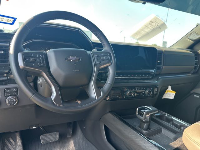 2023 Chevrolet Silverado 1500 ZR2 photo 9