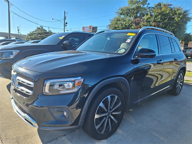 2023 Mercedes-Benz GLB Base