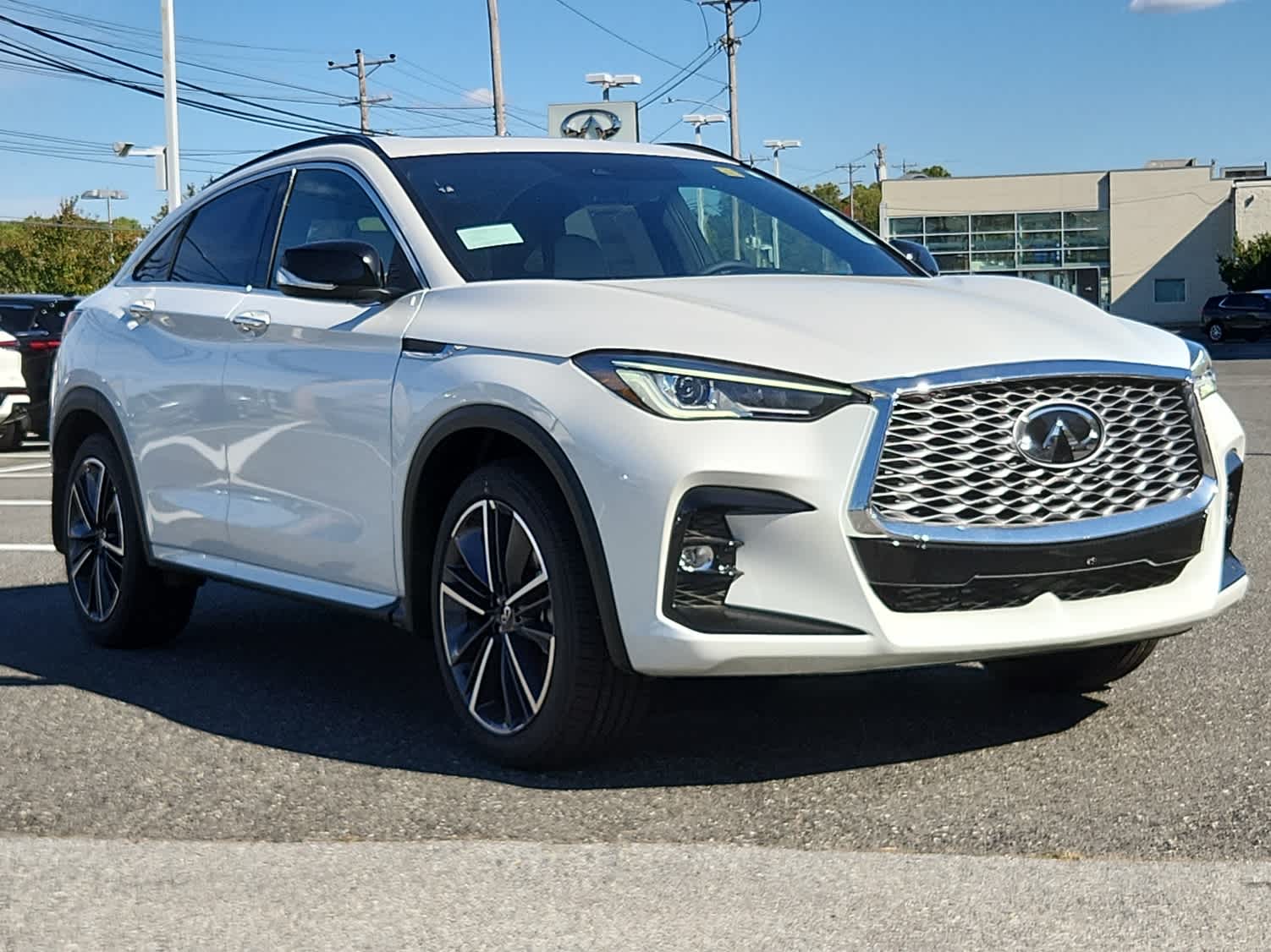 2025 Infiniti QX55 Luxe photo 2