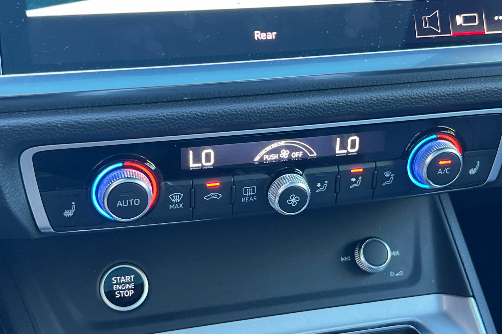 2023 Audi Q3 S line Premium photo 15