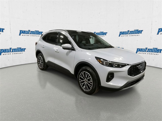 2025 Ford Escape Plug-In Hybrid Base photo 2