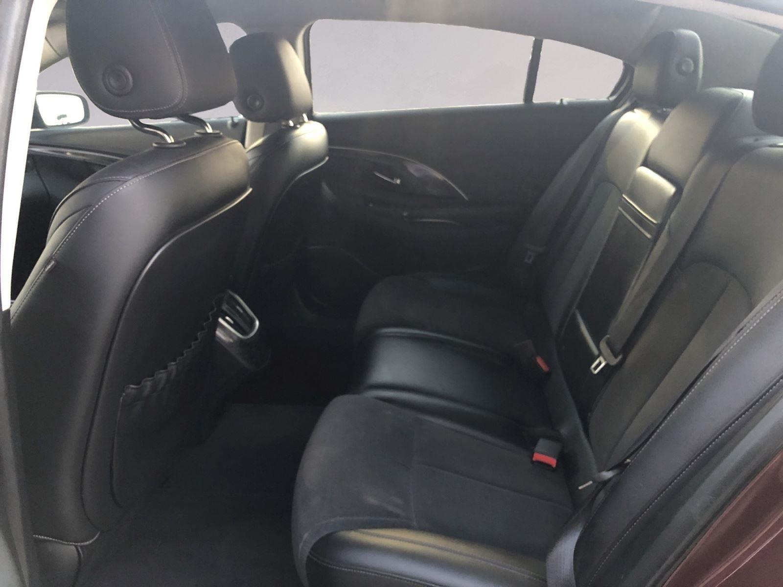 2015 Buick LaCrosse Base photo 13