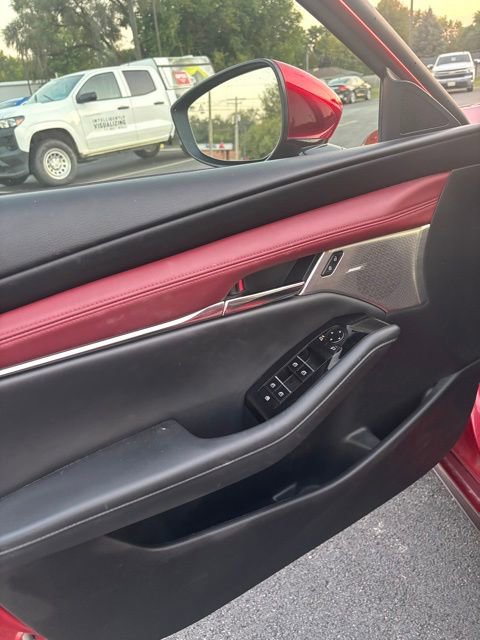 2019 Mazda Mazda3 Premium photo 11