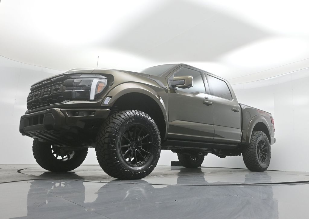 2025 Ford F-150 Raptor photo 41