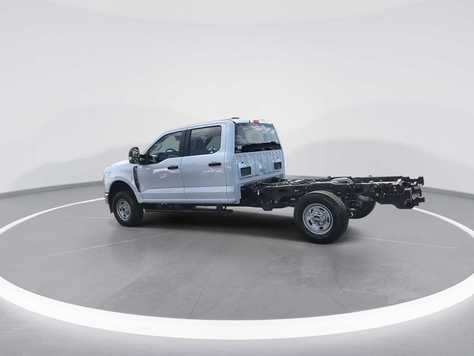 2025 Ford F-250 XL photo 6