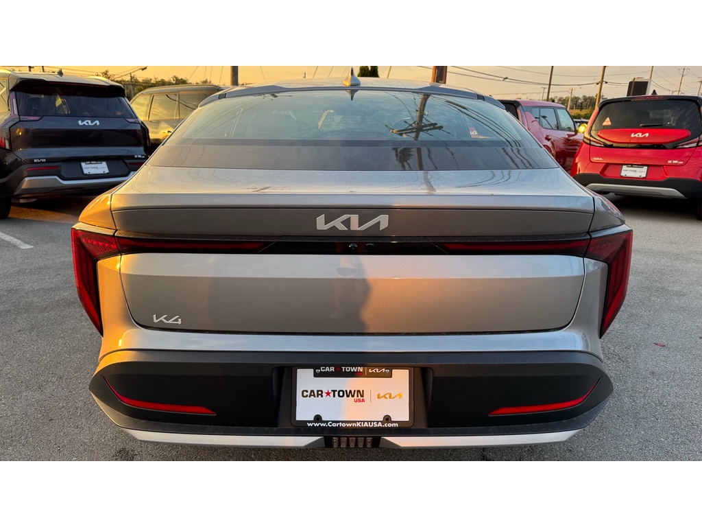 2025 Kia K4 EX photo 5