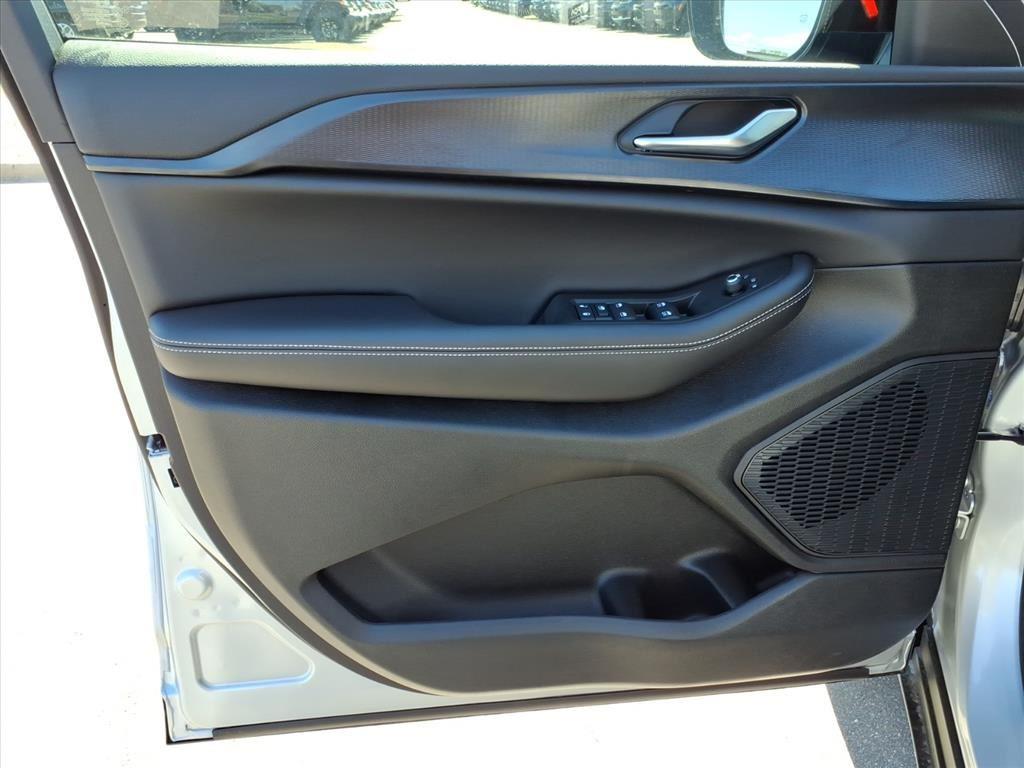 2025 Jeep Grand Cherokee Altitude X photo 4