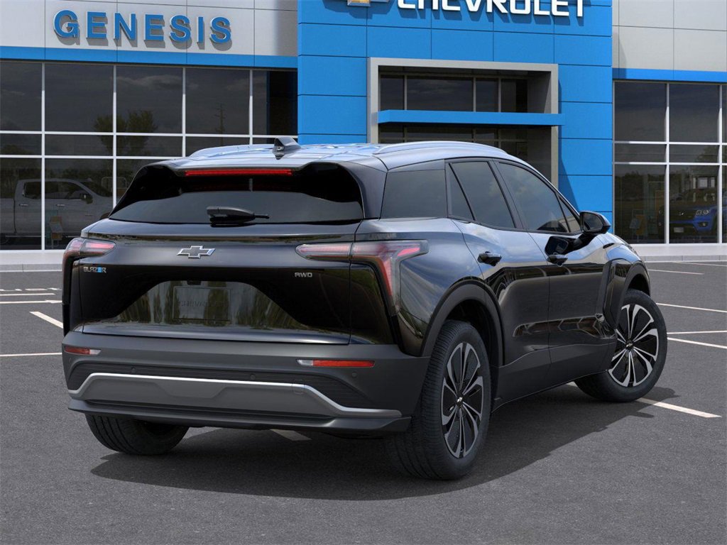 2026 Chevrolet Blazer EV photo 2