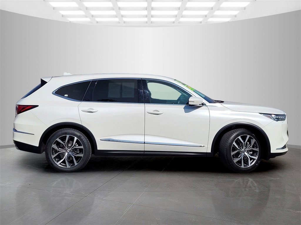 2022 Acura MDX Technology SH-AWD photo 3