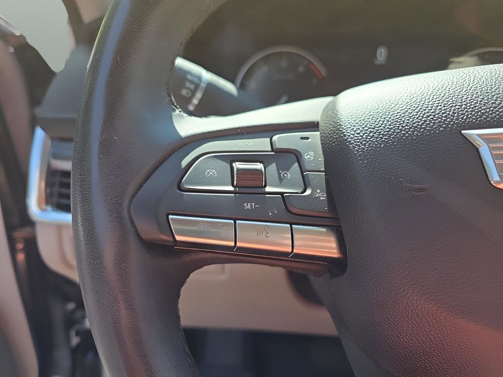 2023 Cadillac XT4 Luxury photo 13