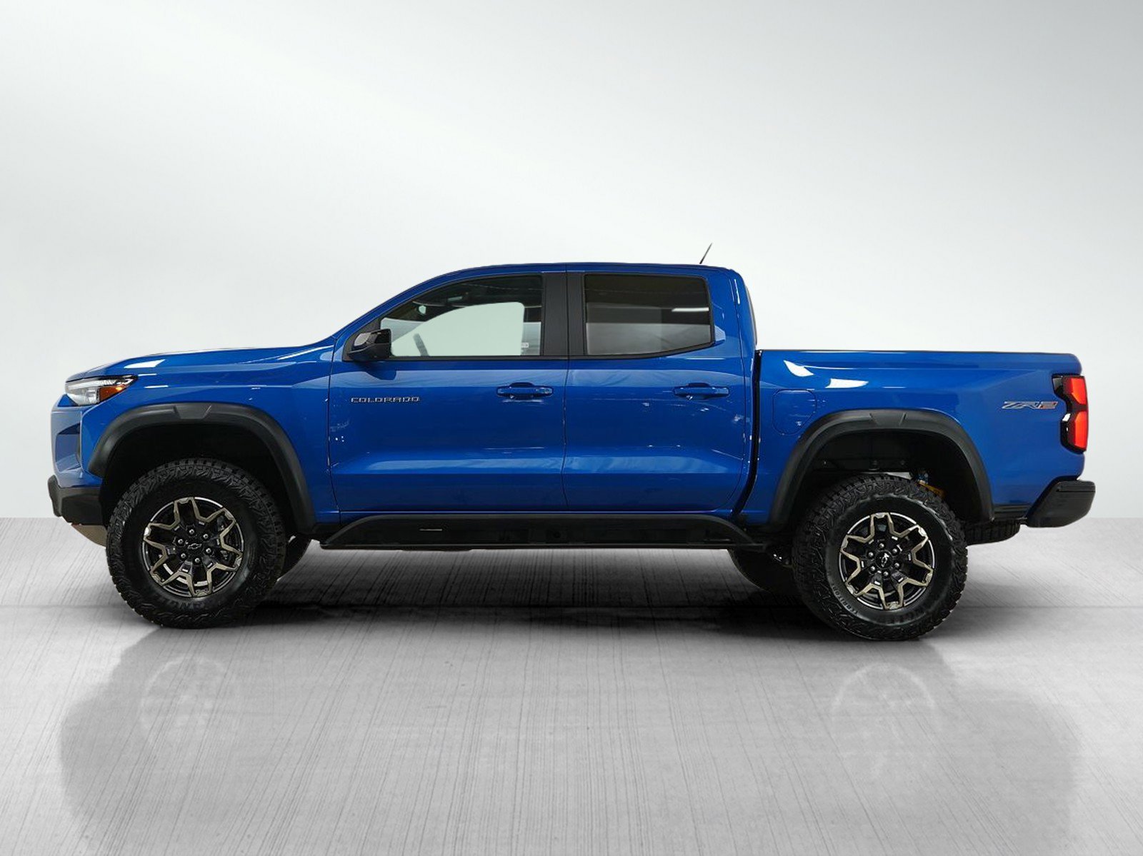 Used 2023 Chevrolet Colorado ZR2 with VIN 1GCPTFEK9P1265572 for sale in Bloomington, Minnesota