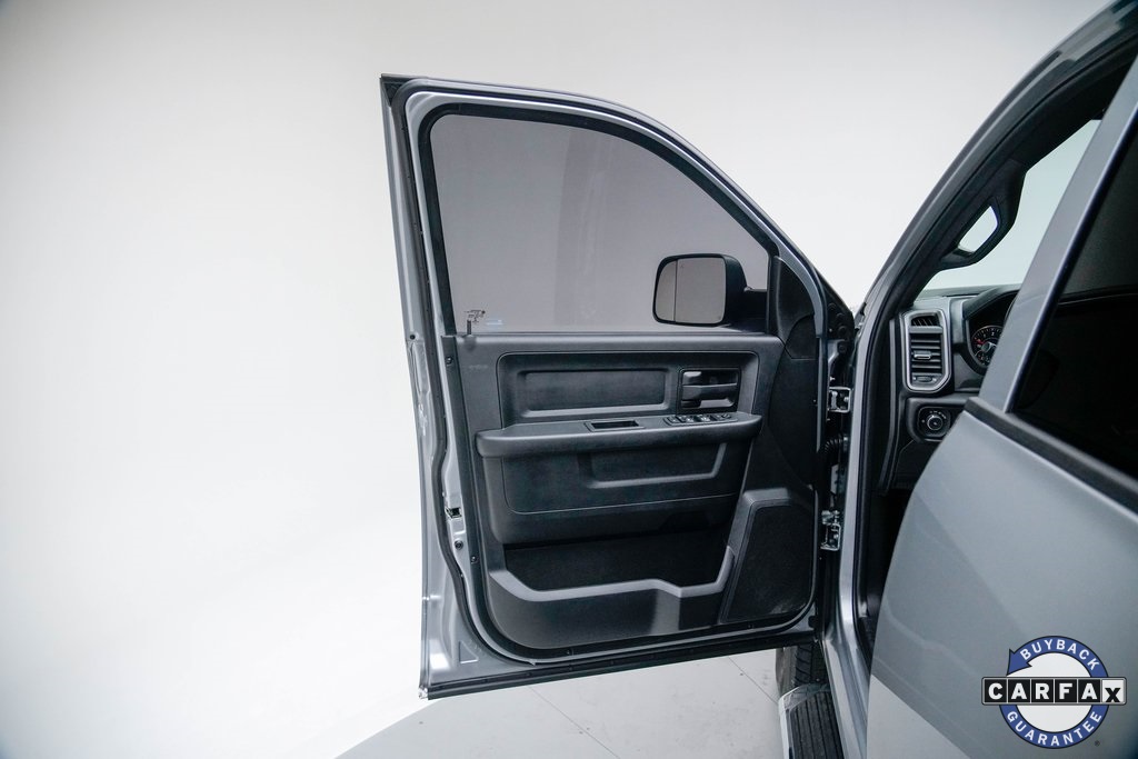2021 Ram 2500 Tradesman photo 4