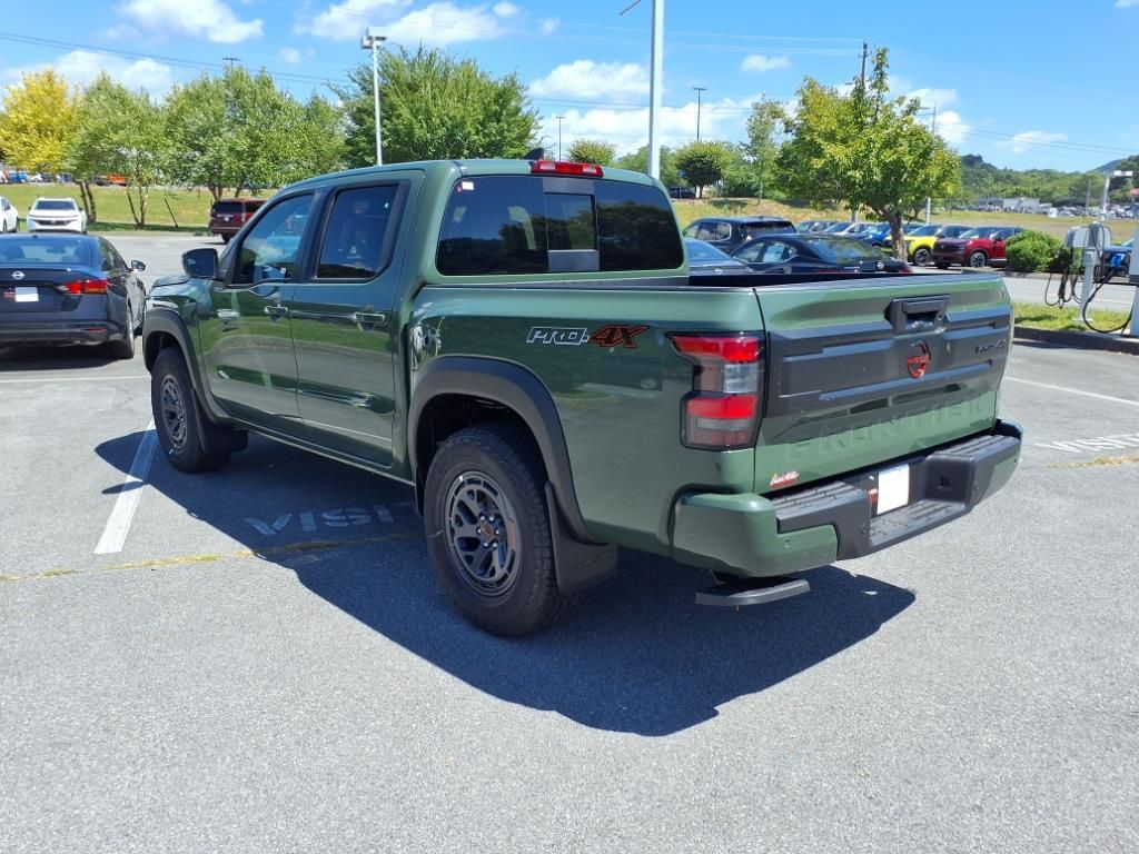 2025 Nissan Frontier Crew Cab PRO-4X photo 5
