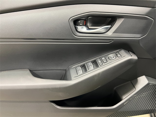 2025 Honda Accord LX photo 14