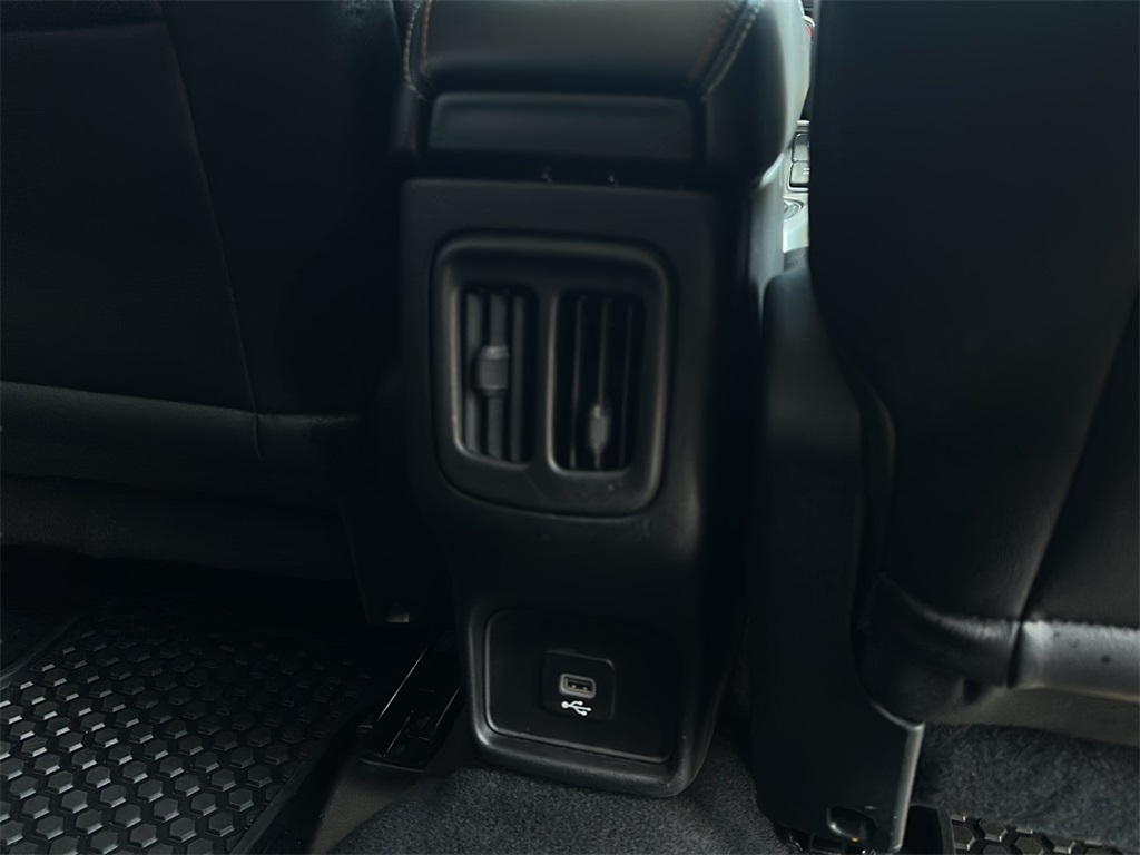 2018 Jeep Compass Latitude photo 16