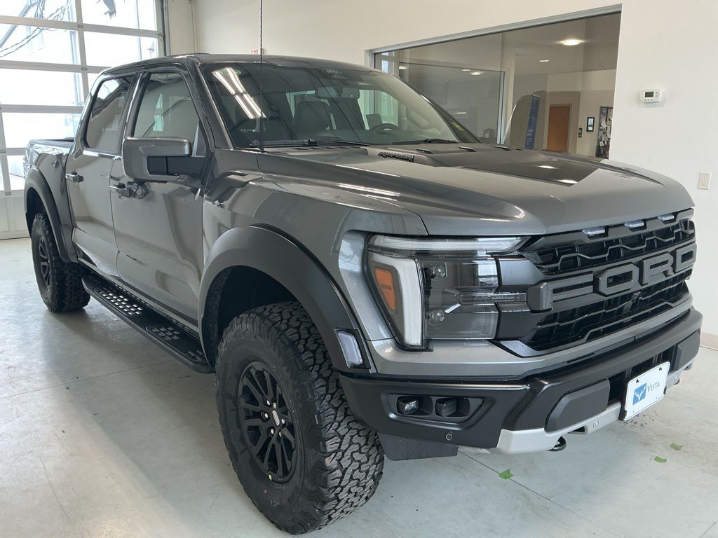 2025 Ford F-150 Raptor's photo
