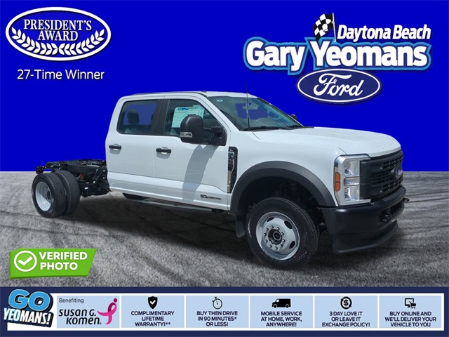 2025 Ford F-450 Super Duty Chassis Cab XL's photo