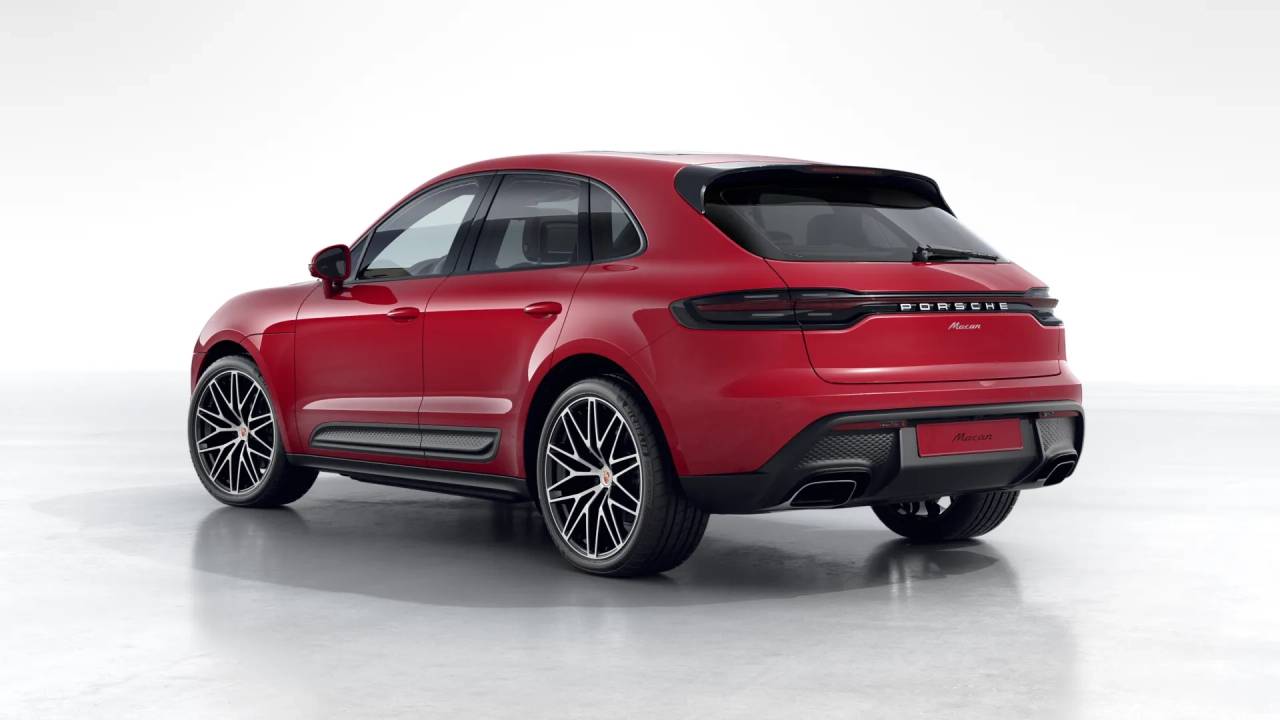2026 Porsche Macan T photo 3
