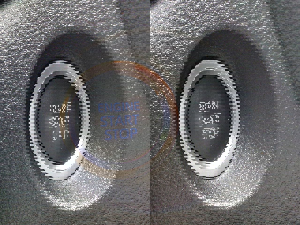 2022 Toyota Corolla Cross LE photo 21