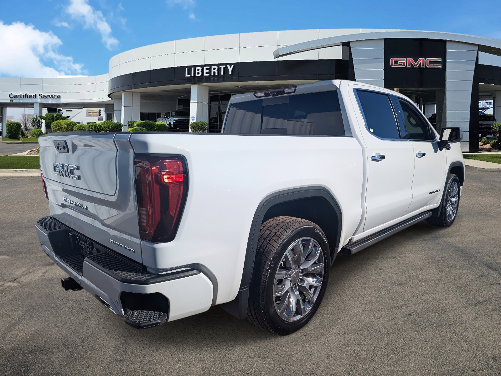 2023 Gmc Sierra 1500 Denali photo 2