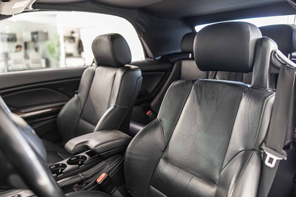 2001 BMW 330CI - Image 16