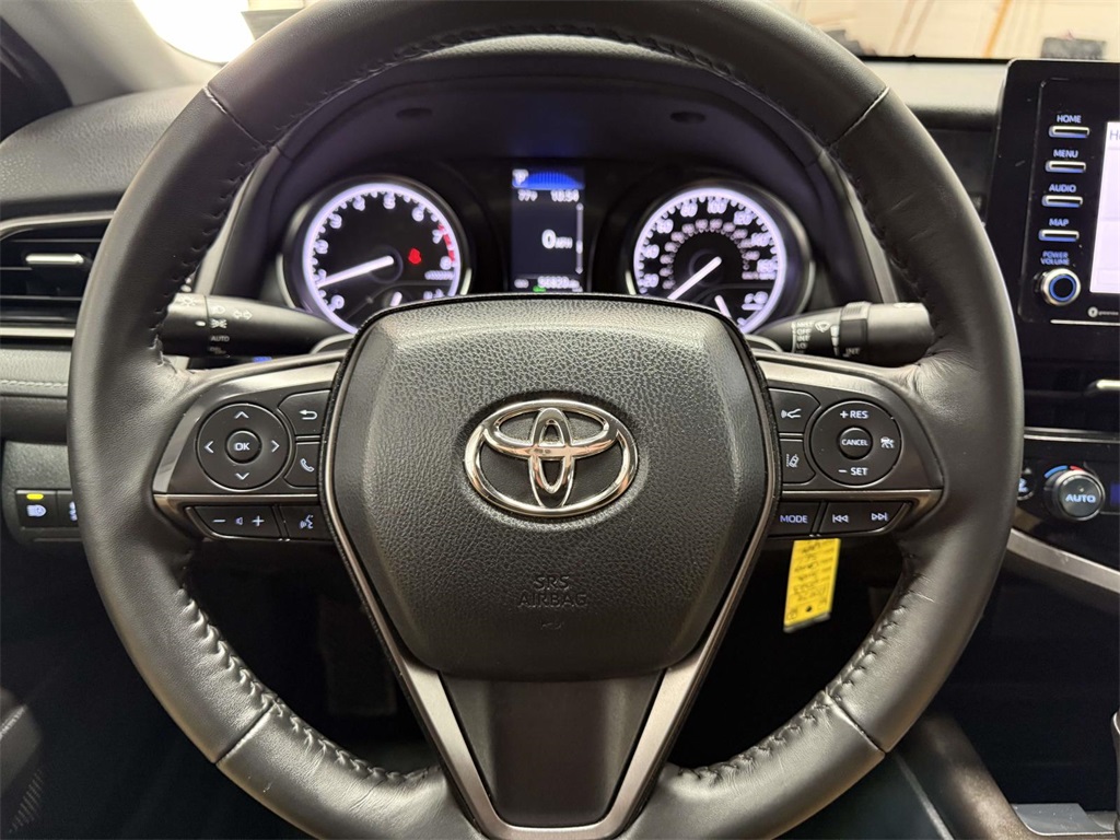 2023 Toyota Camry SE photo 15