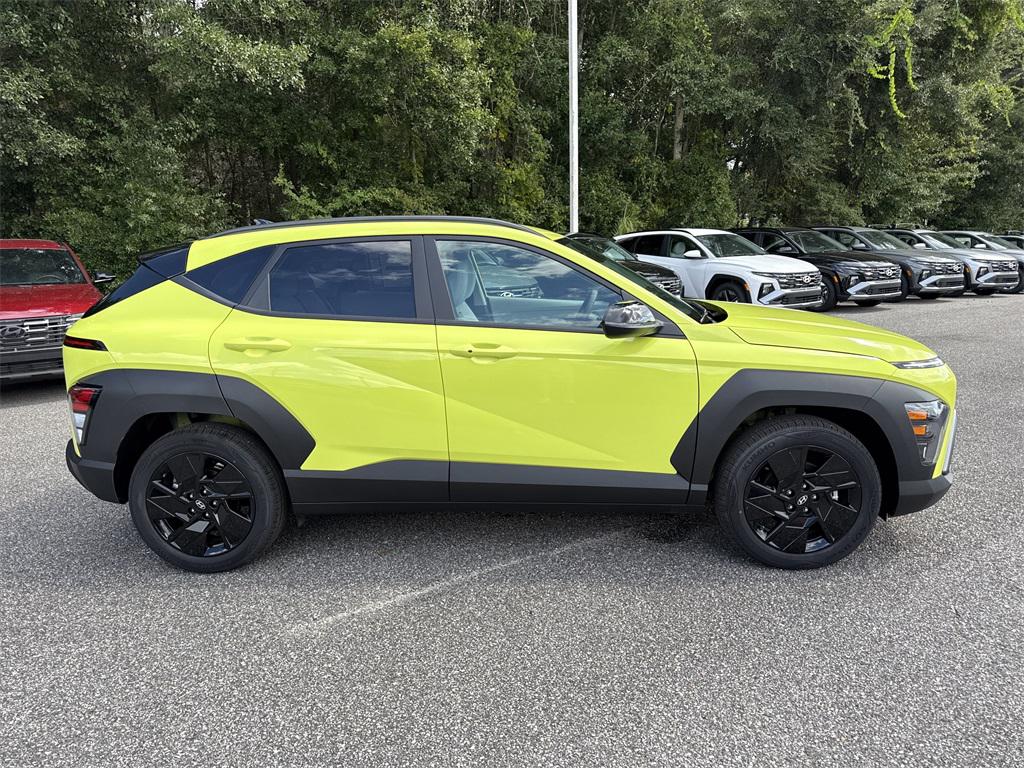 2026 Hyundai Kona SEL photo 2