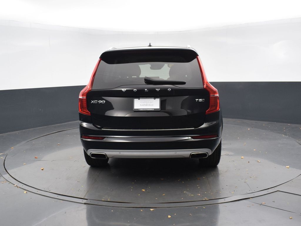 2020 Volvo XC90 T5 Momentum photo 4