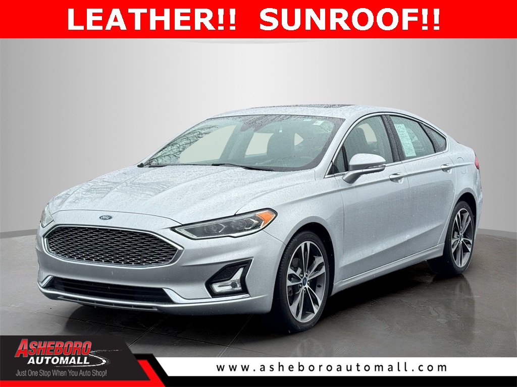 2019 Ford Fusion Titanium's photo