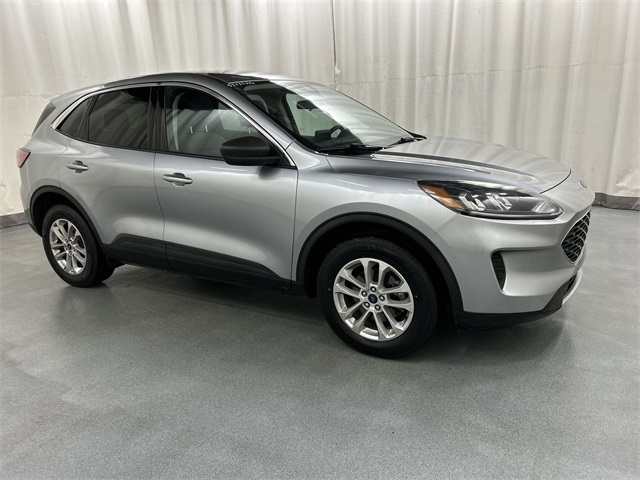 2022 Ford Escape SE's photo