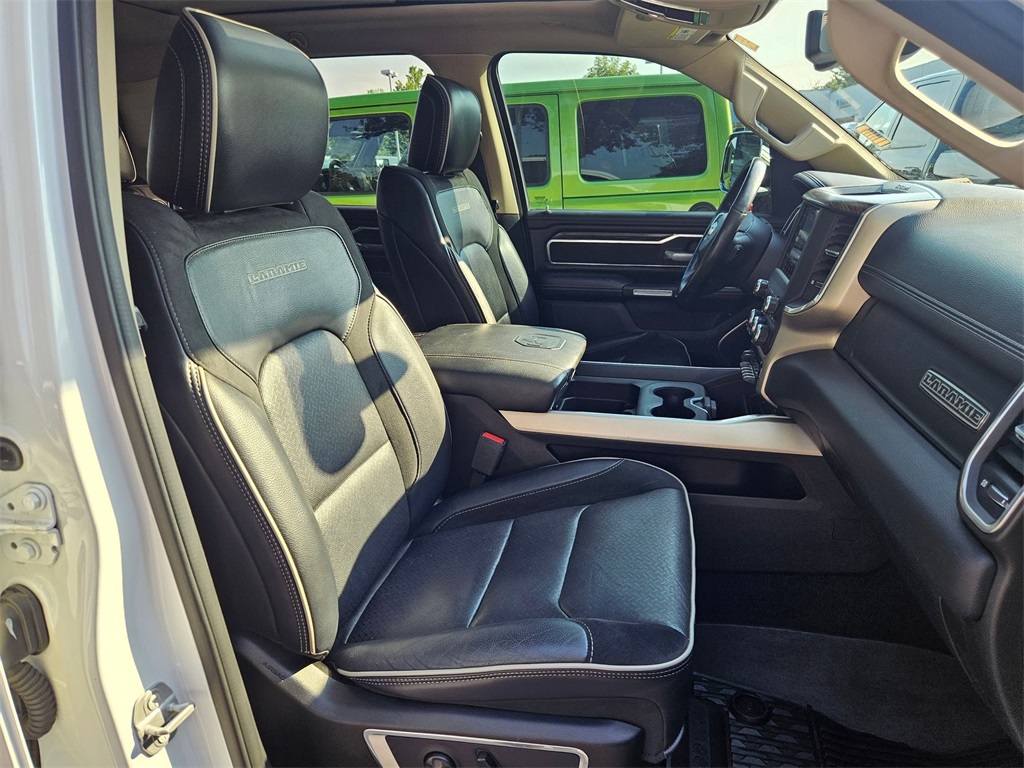 2019 Ram 1500 Laramie photo 18