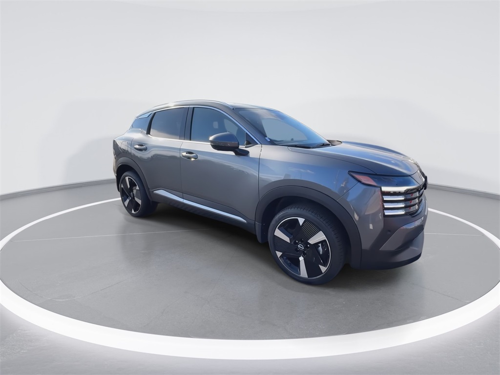 2025 Nissan Kicks SR photo 2