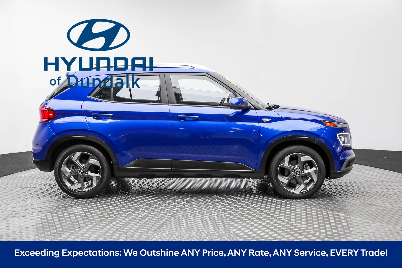 2022 Hyundai Venue SEL Limited photo 4