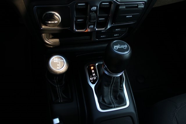 2020 Jeep Wrangler Unlimited Sahara photo 24