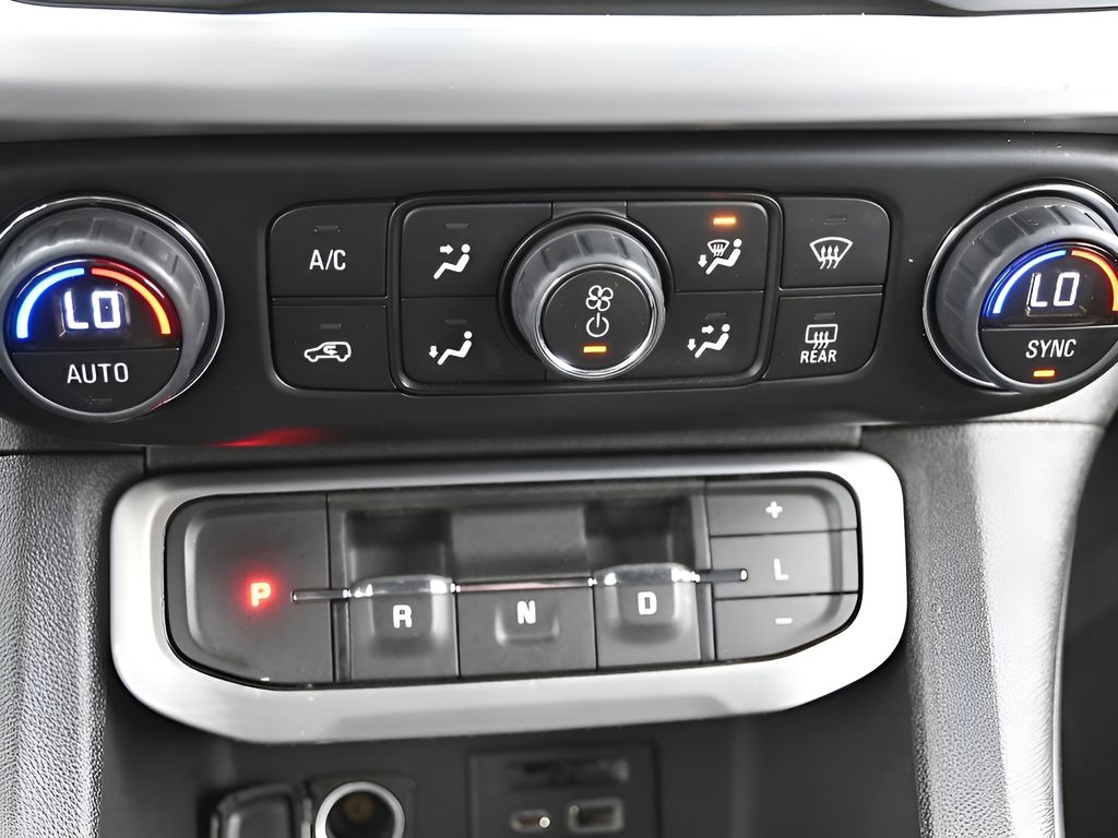 2023 Gmc Acadia SLT photo 22
