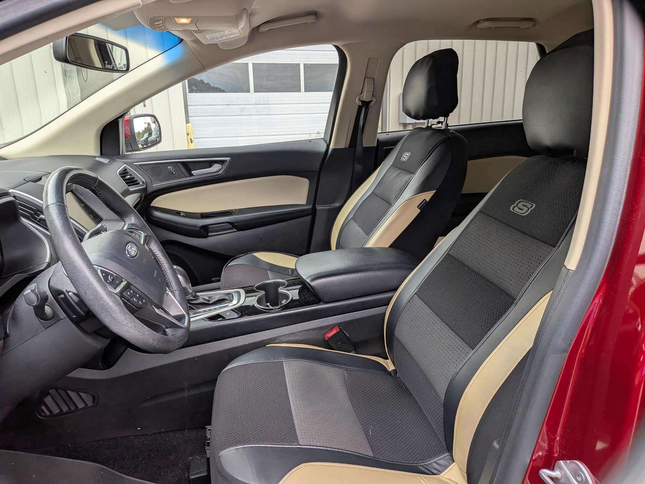 2015 Ford Edge SEL photo 10