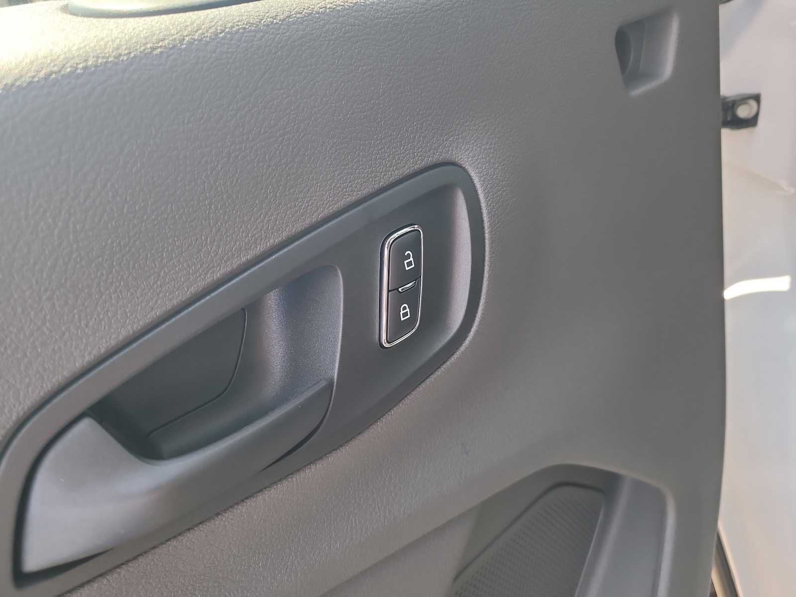 2025 Ford Transit Cargo Van photo 11
