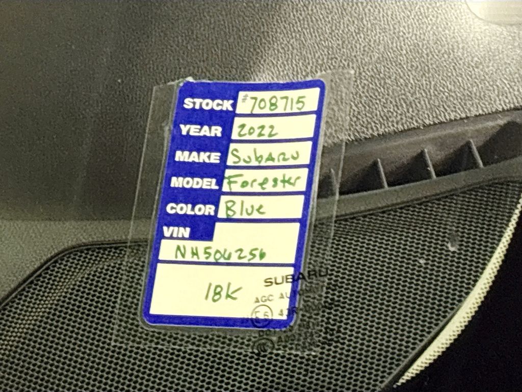 2022 Subaru Forester Limited photo 25