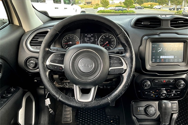 2020 Jeep Renegade Latitude photo 6