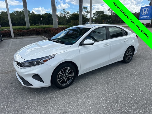 2023 Kia Forte LXS's photo