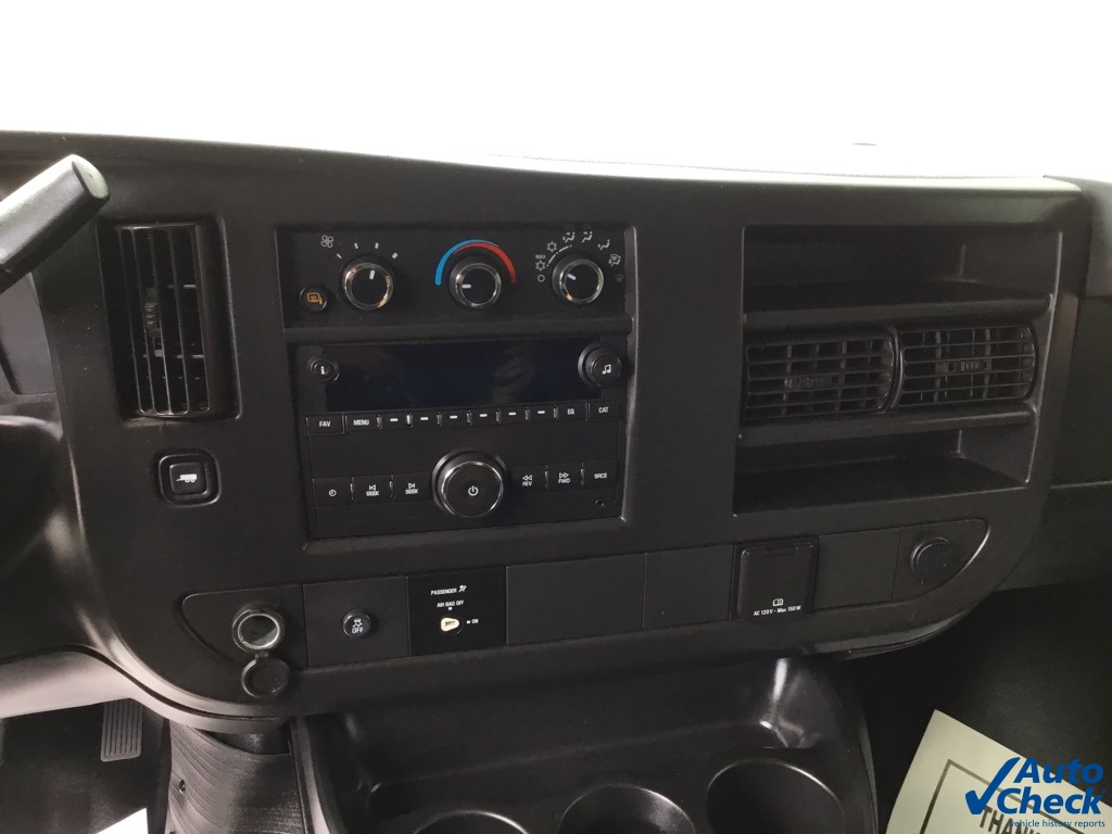2017 Chevrolet Express 3500 Work Van photo 33