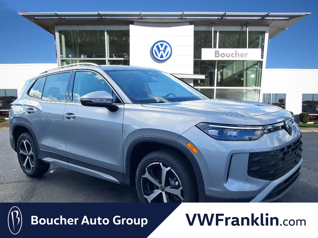 2025 Volkswagen Tiguan SE's photo
